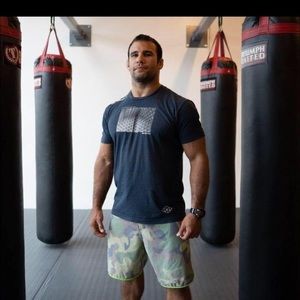 Meet your Posher, Victor